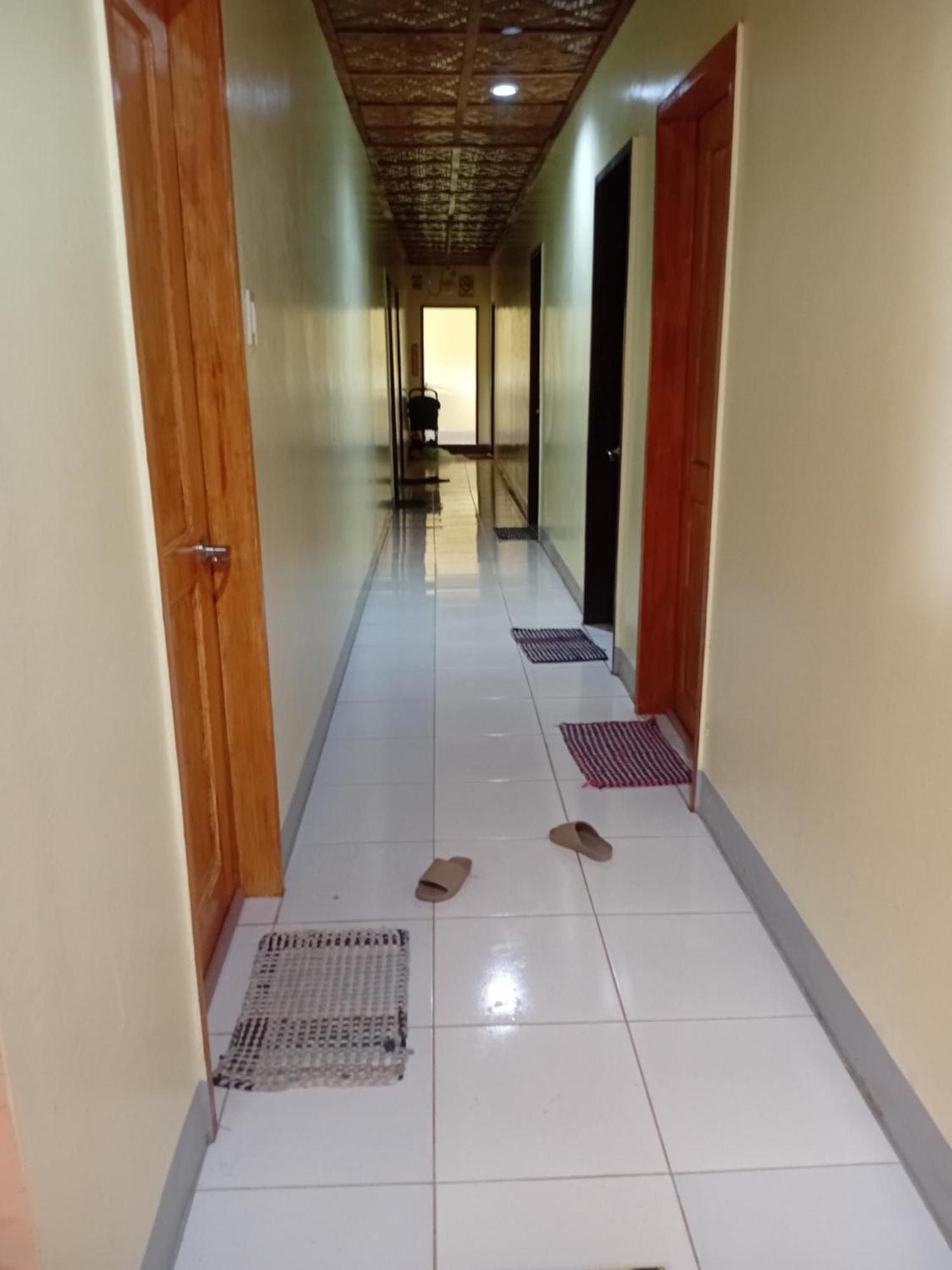 Edgar'S Guest House Moalboal Bagian luar foto